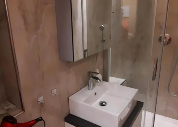 House 5 Terre Guest house 4*