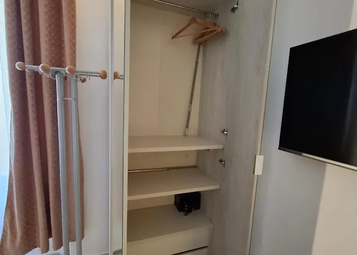 House 5 Terre Guest house