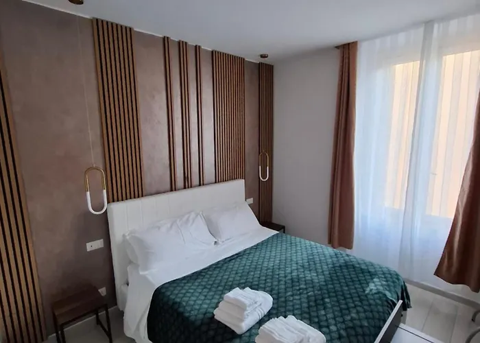 House 5 Terre Penzion 4*