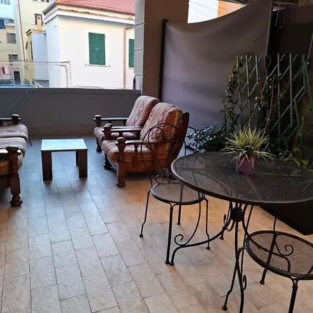 House 5 Terre Гостевой дом
